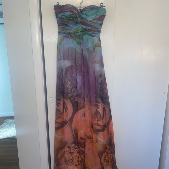 Faviana Couture Prom Dress Size 2 - Picture 1 of 4